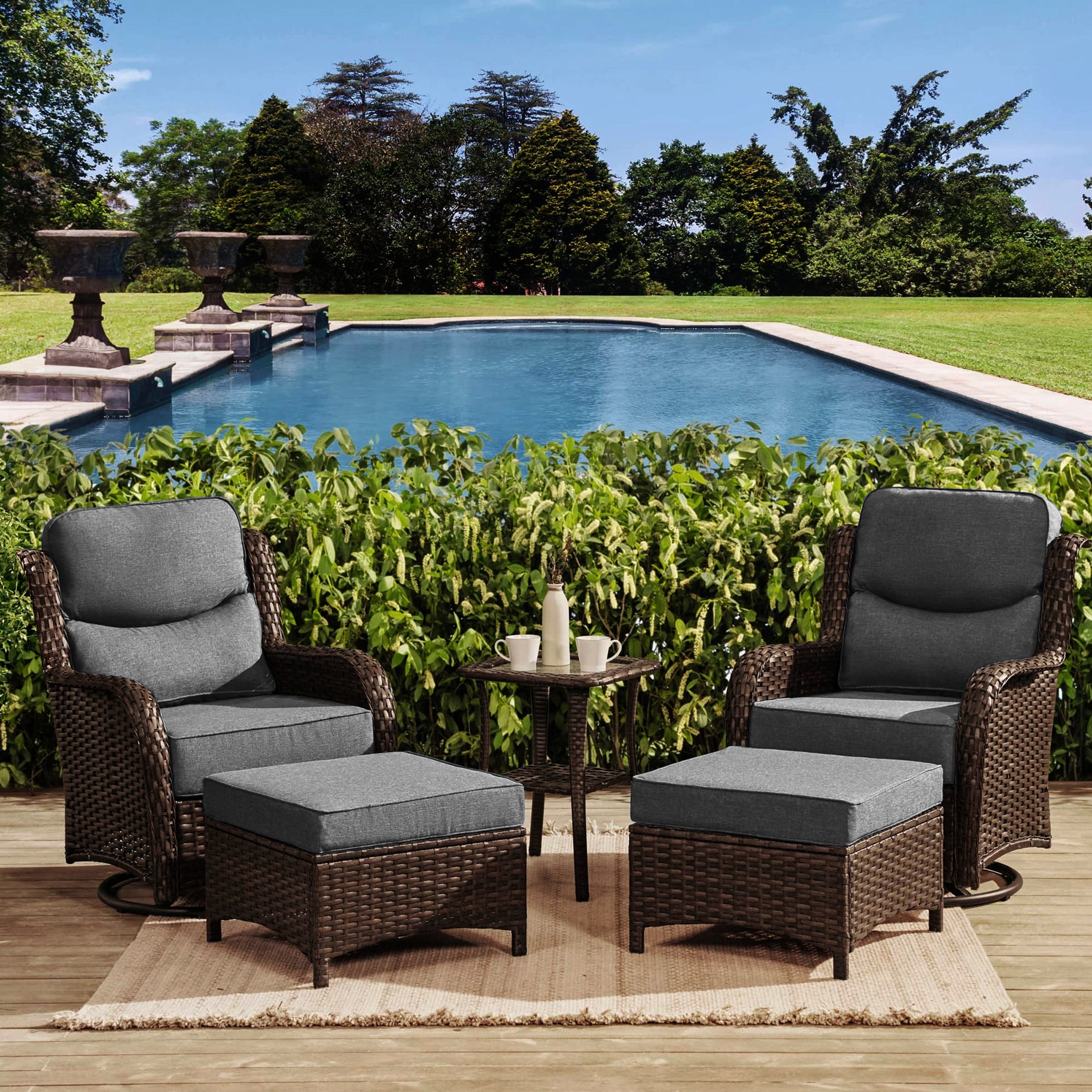 Hawthorne 5 Piece Outdoor Wicker Conversation Set With  Side Table & Ottomans For Balcony